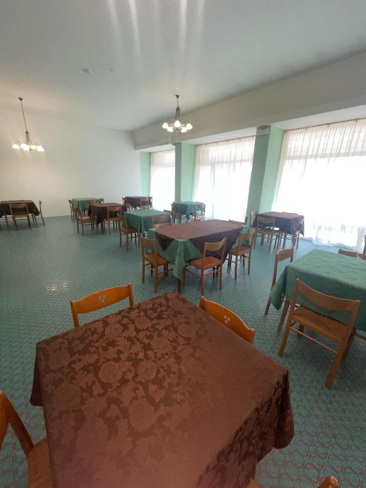 Hotel Zeus Lido di Classe Luaran gambar