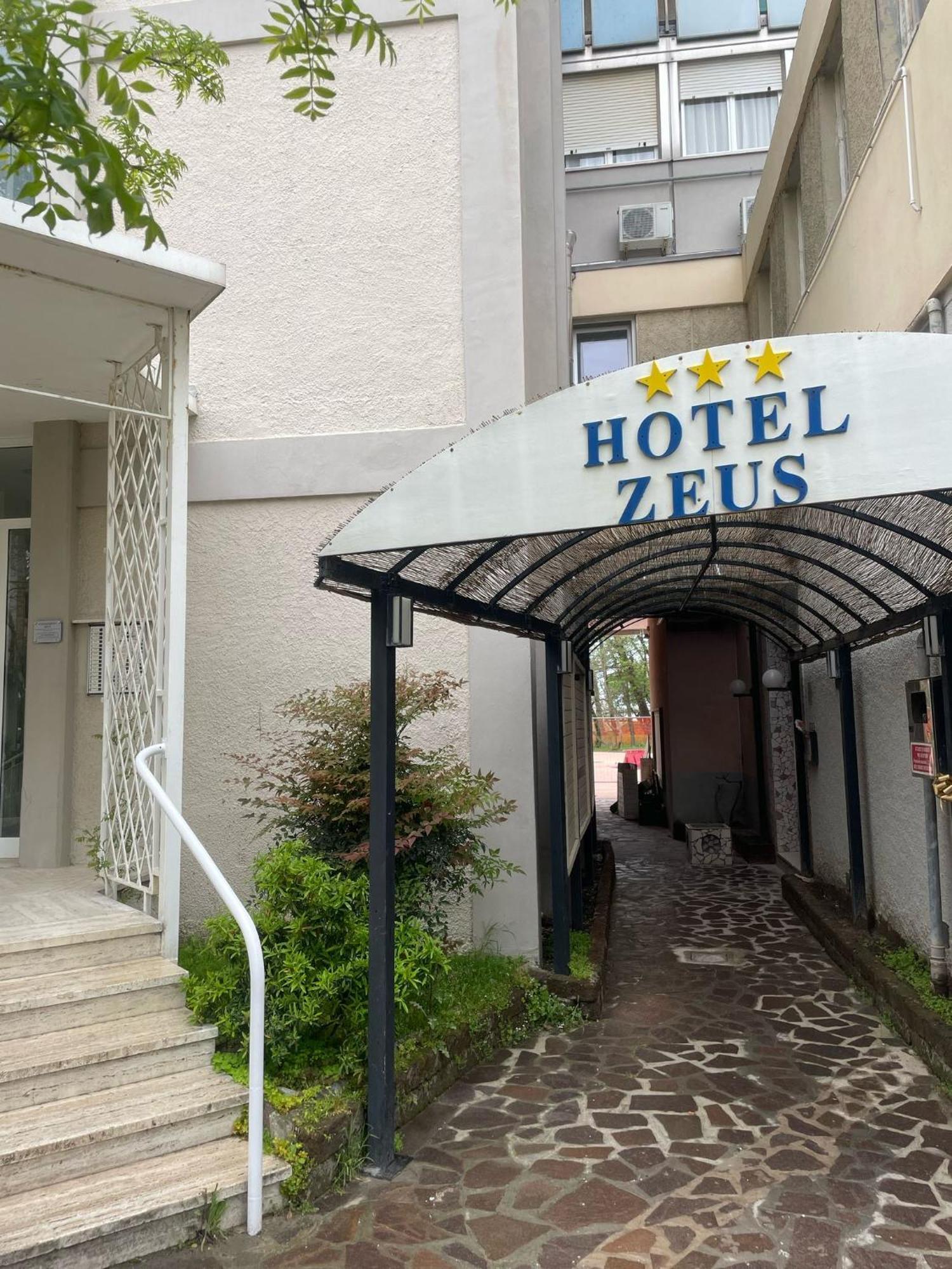Hotel Zeus Lido di Classe Luaran gambar